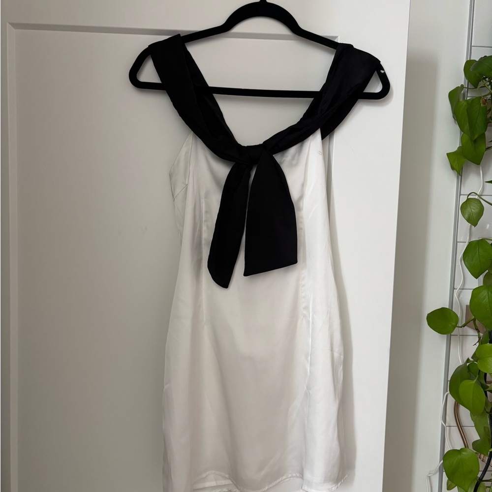 Elegant White Mini Dress with Black Accent